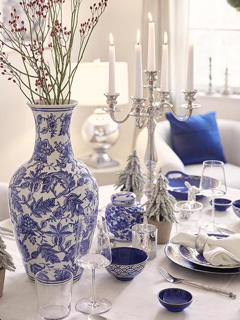 Kolor srebrny połączony z kolorem srebrnym na dekoracjach