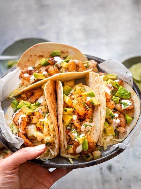 tacos podane na talerzu
