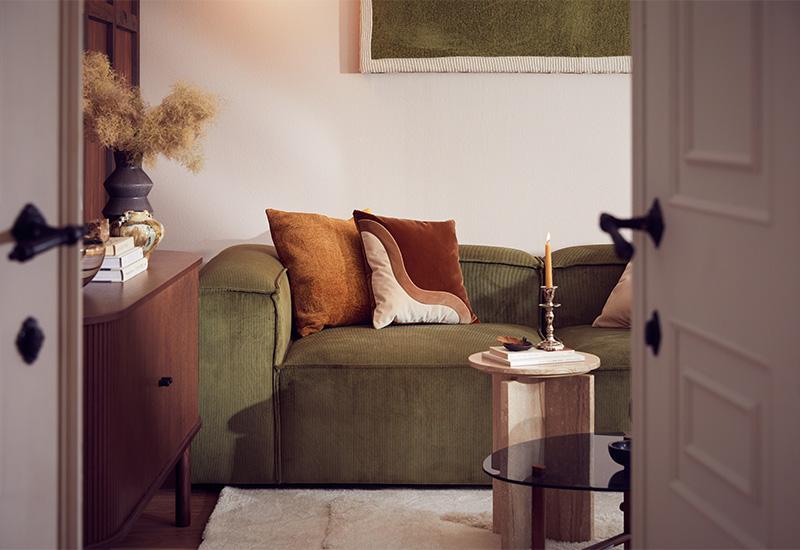 Sofa lennon w salonie - kolekcja artsy