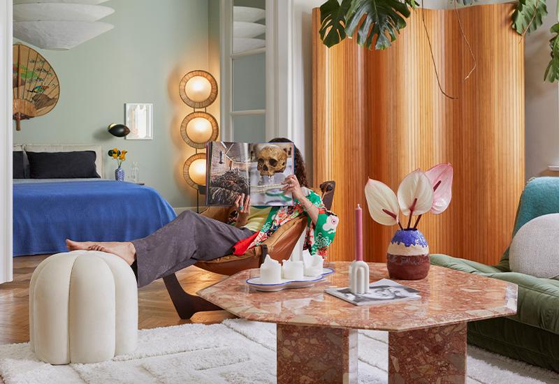 Monika Brodka w swoim salonie