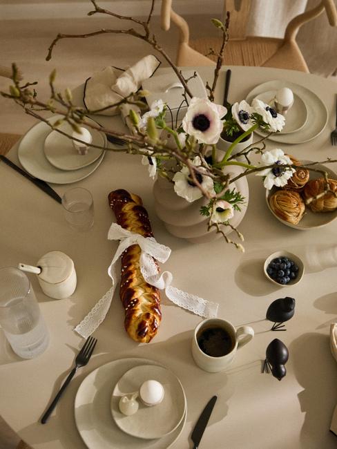 minimalistyczne dekoracje wielkanocne