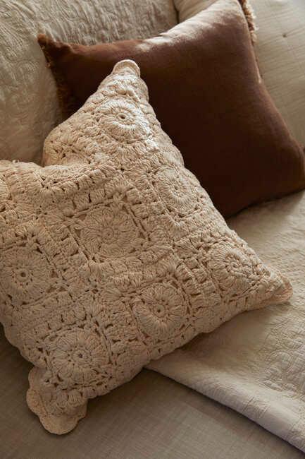 Poduszka dekoracyjna w stylu rustykalnym