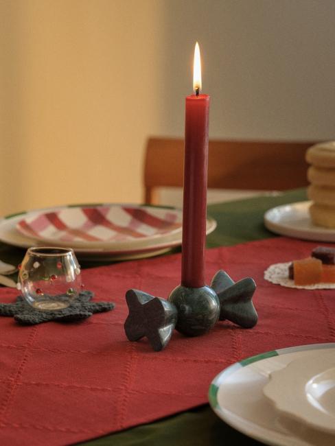 Świecznik w kształcie cukierka