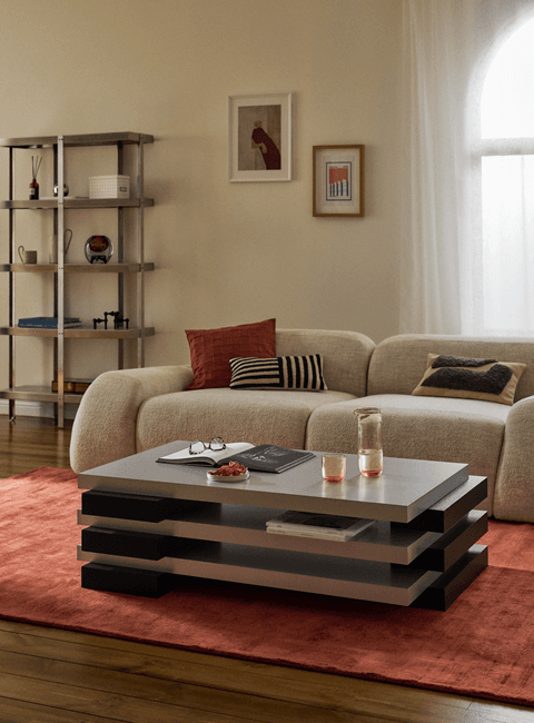 modułowa sofa w salonie w stylu mid-century