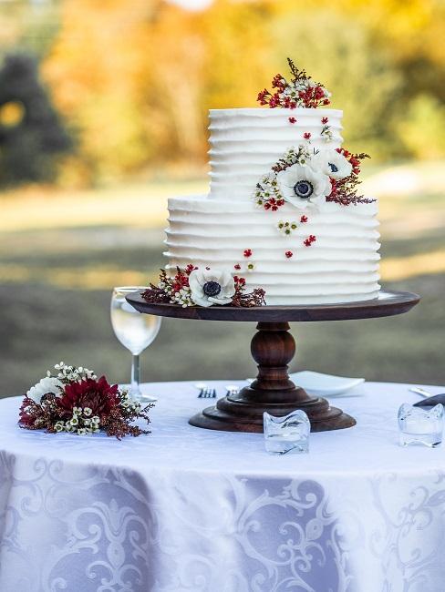Vintage svadobná torta