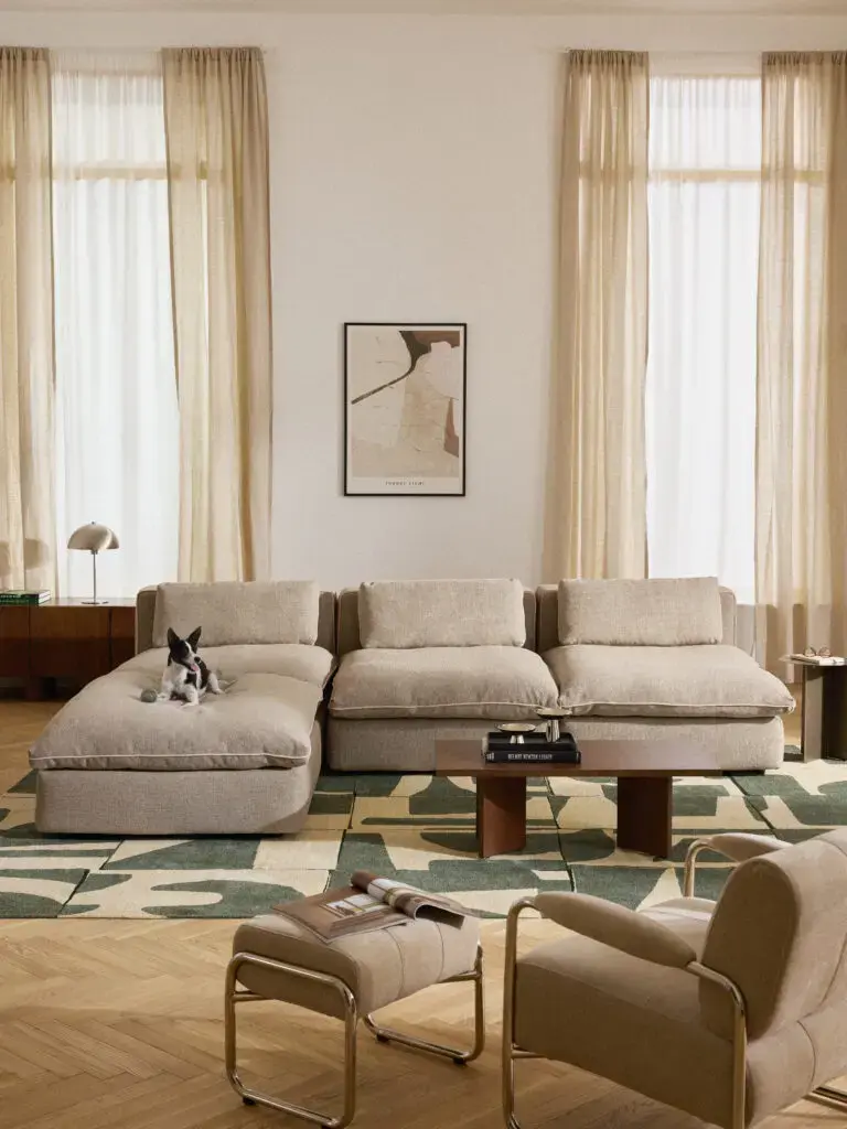 Design a small living room with a Felix sofa
