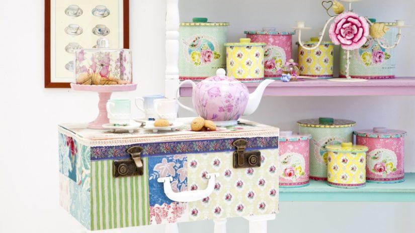 shabby chic regál na koření