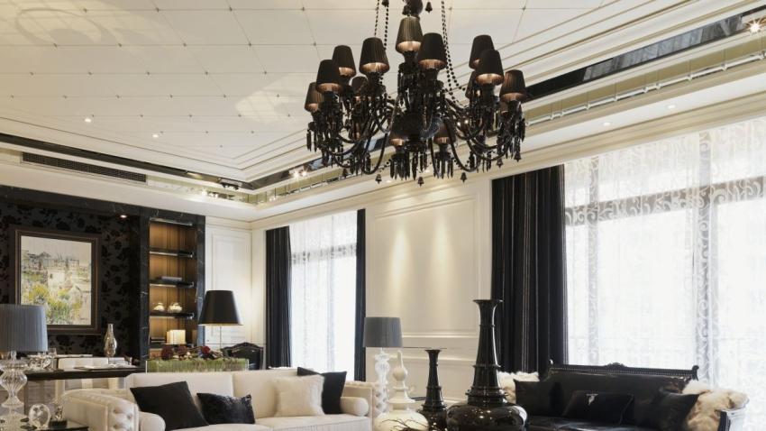 Vorhang - Kronleuchter - Wohnzimmer