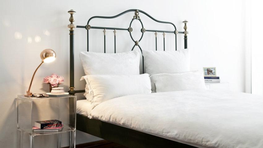 Klemmleuchte Bronze als Leseleuchte im Schlafzimmer