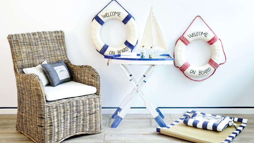 Esszimmerstühle Rattan mit maritimer Deko