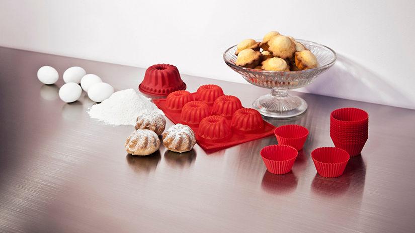 utensilios de cocina, moldes para cupcakes