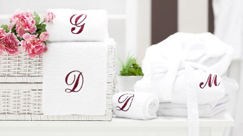 Sortie de bain brodée personnalisée