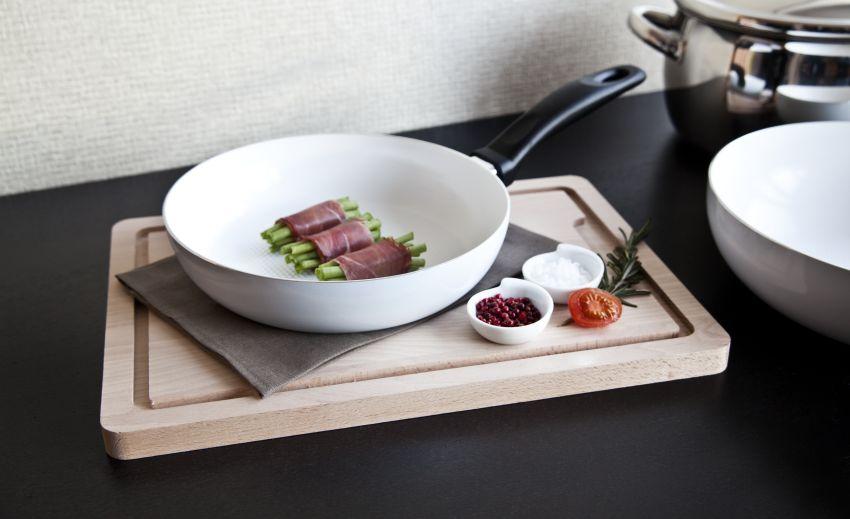 Dessous de plat en bois clair