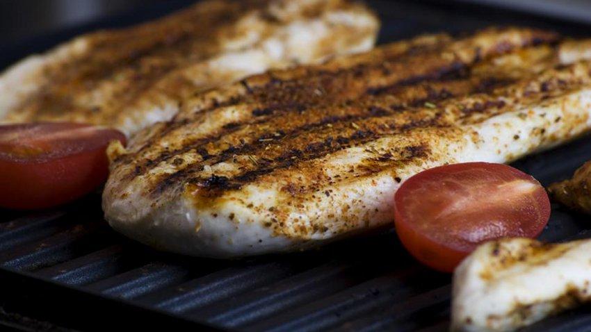 Hachoir à viande manuel