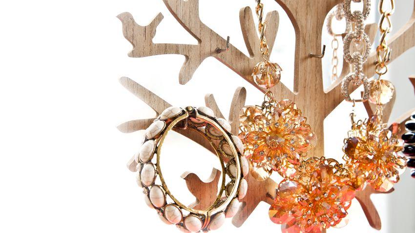 Porte-bague en bois clair naturel