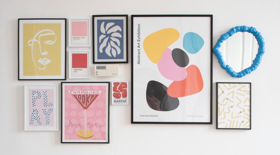 tableaux colores accroches au mur