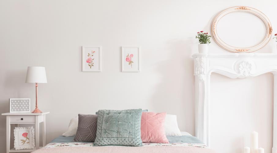 Cadre ovale vintage, chambre fille