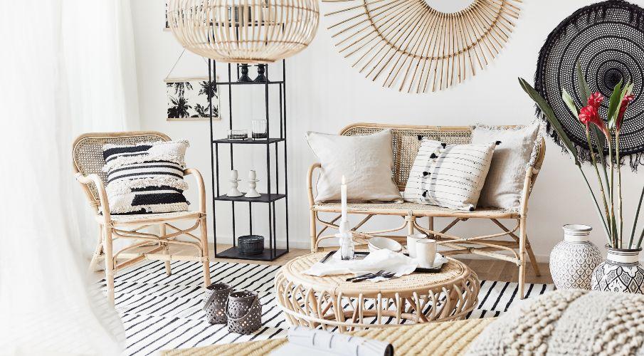 canape en rotin dans un style scandinave