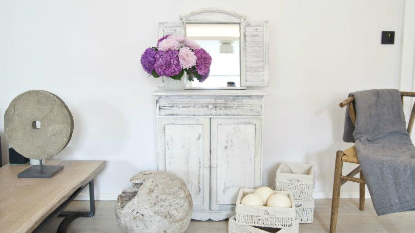 specchi shabby chic in legno