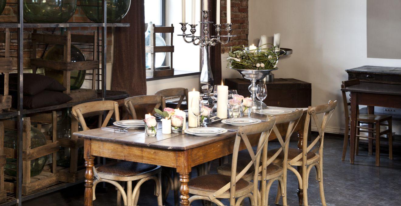 Steigerhouten tafel