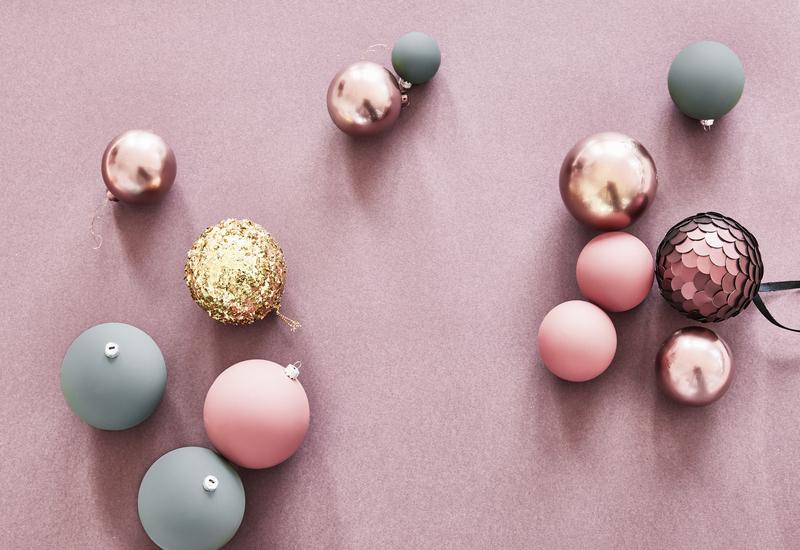 Mini kerstballen in verschillende kleuren