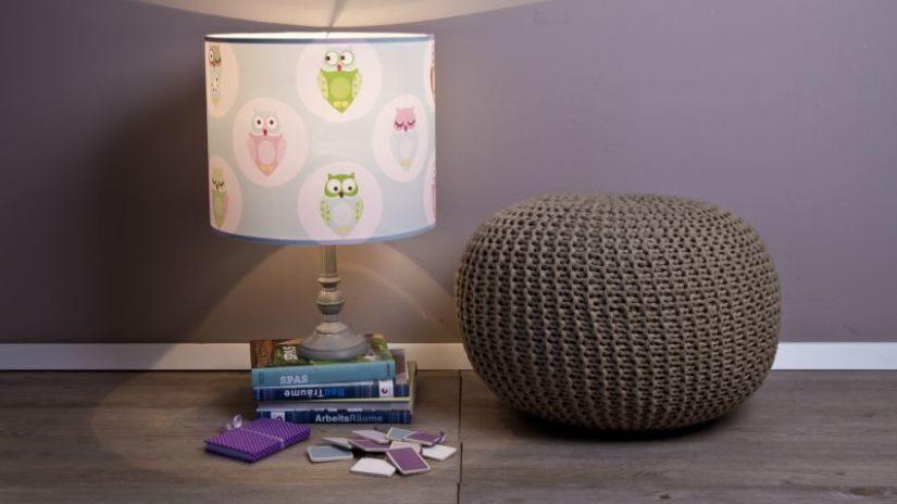 Modrá detská lampa s obrázkami
