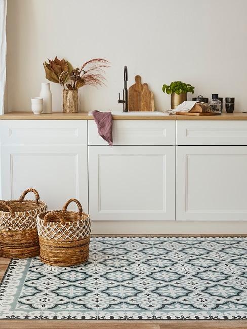 Schöne Küche im Landhausstil mit Scandi Look