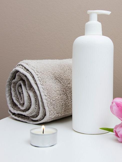 Beauty Tag Vorbereitungen Handtuch Lotion Kerze