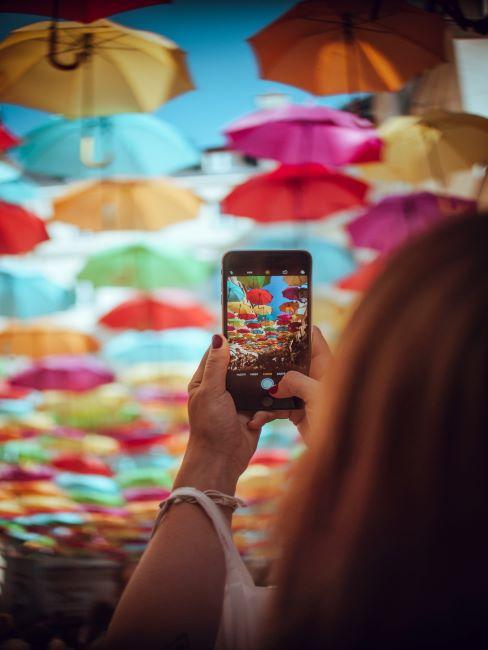Parapluies de couleurs multiples instagram, applications mobiles, smartphone