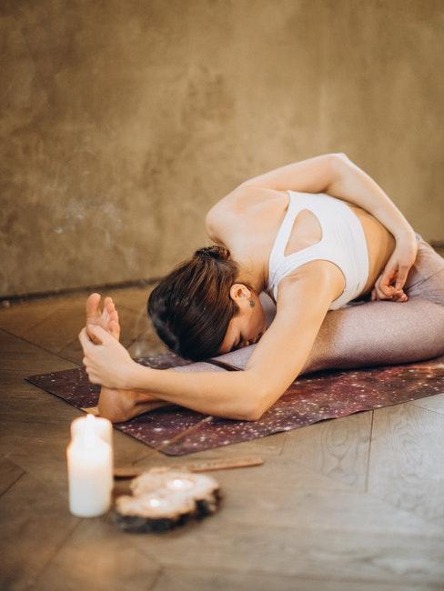 yoga in casa yoga a casa