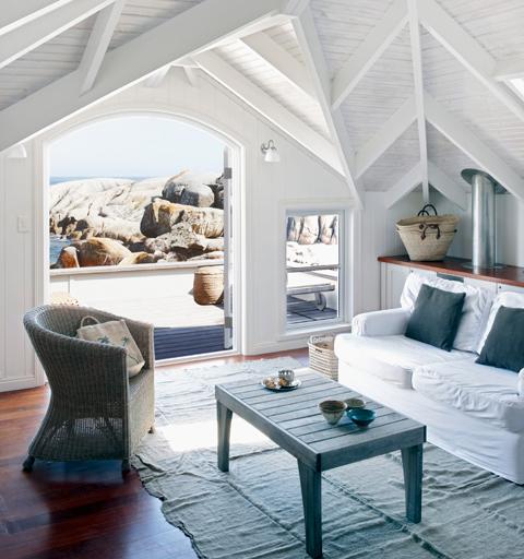 Maritimes Makeover: So gelingt der Strandhaus-Charme