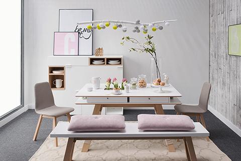 Une table, trois styles déco