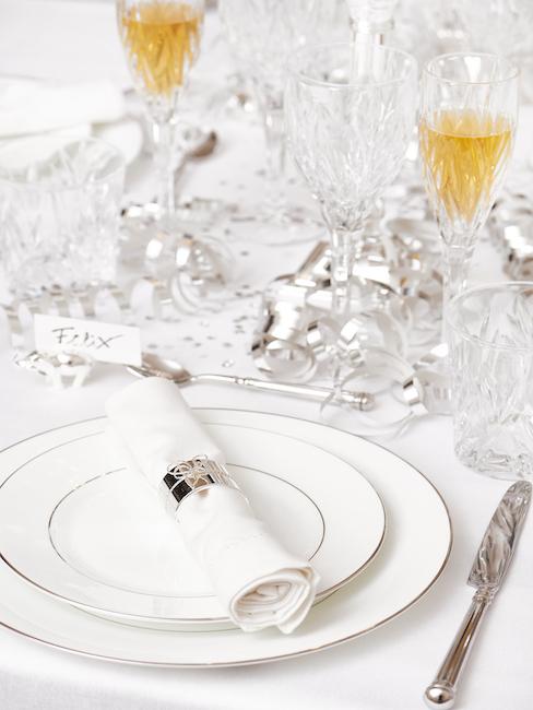 Fiesta temática Gatsby Fiesta tematica con decoración de mesa blanca