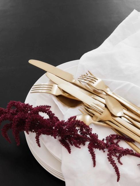 Tischdeko Hochzeit rot Tischdeko für die Hochzeit in Rot