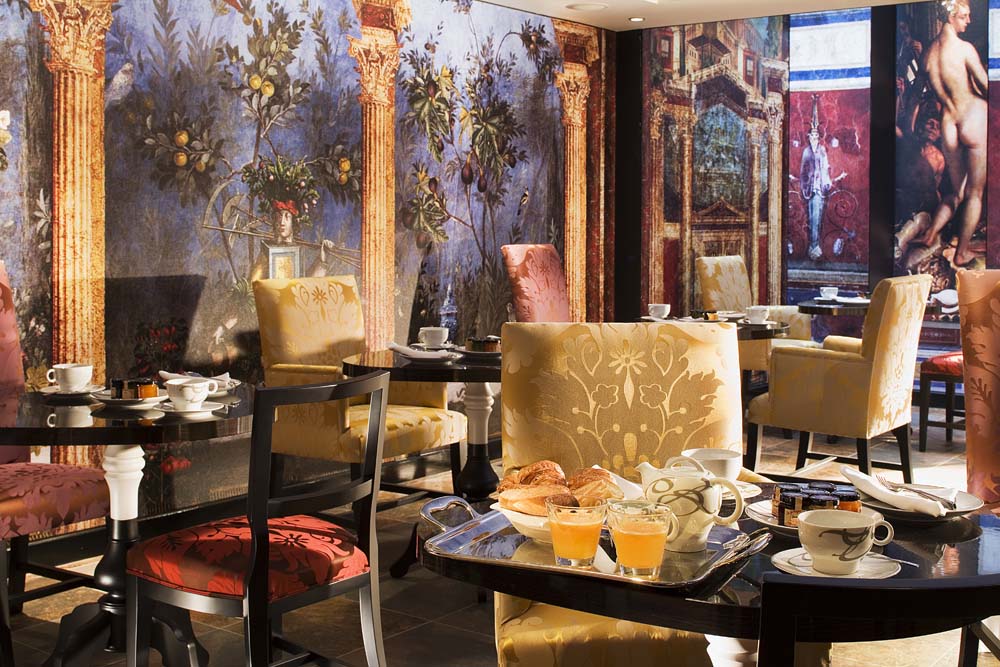 Christian Lacroix Tisch