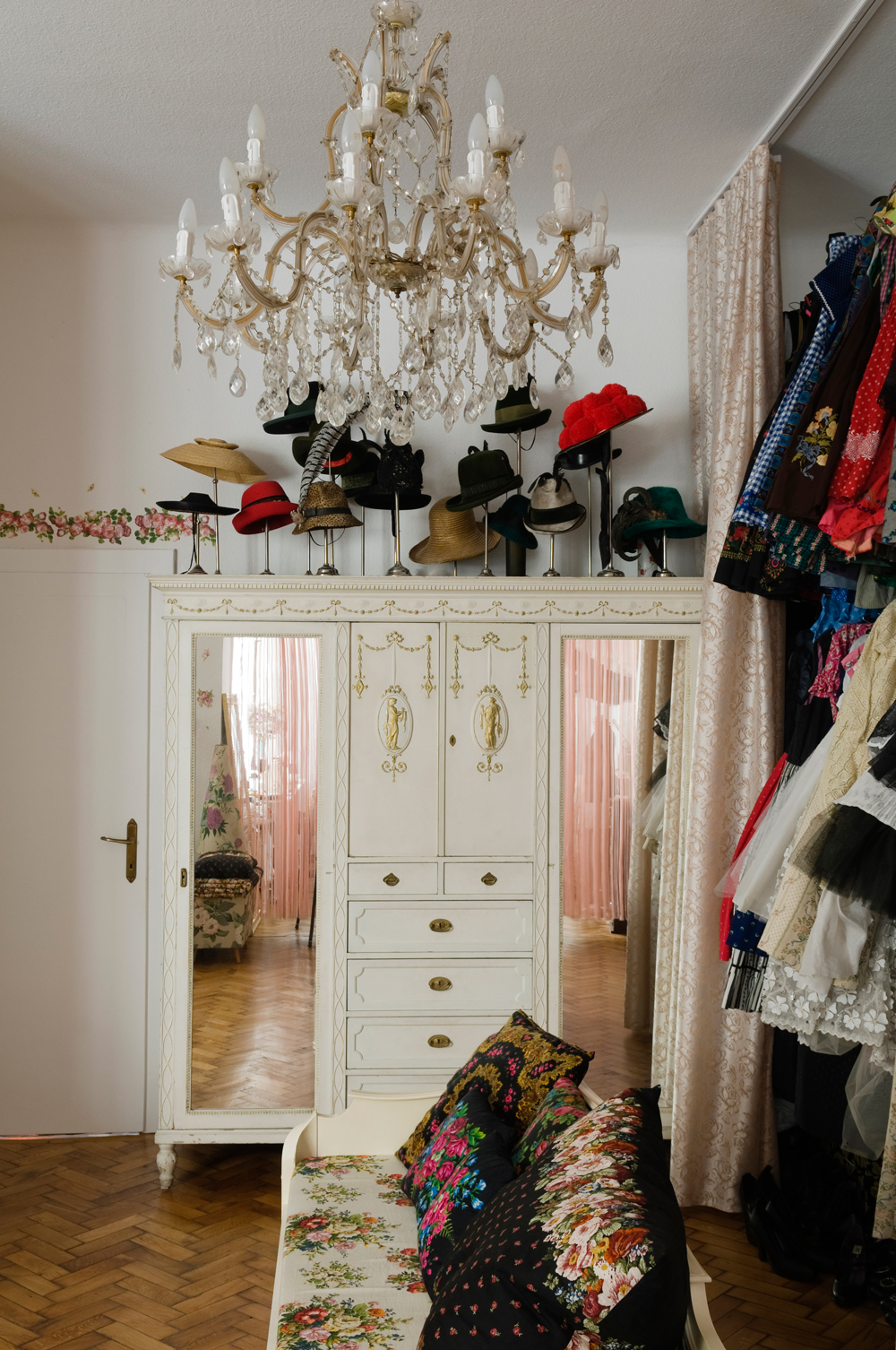 Schrank