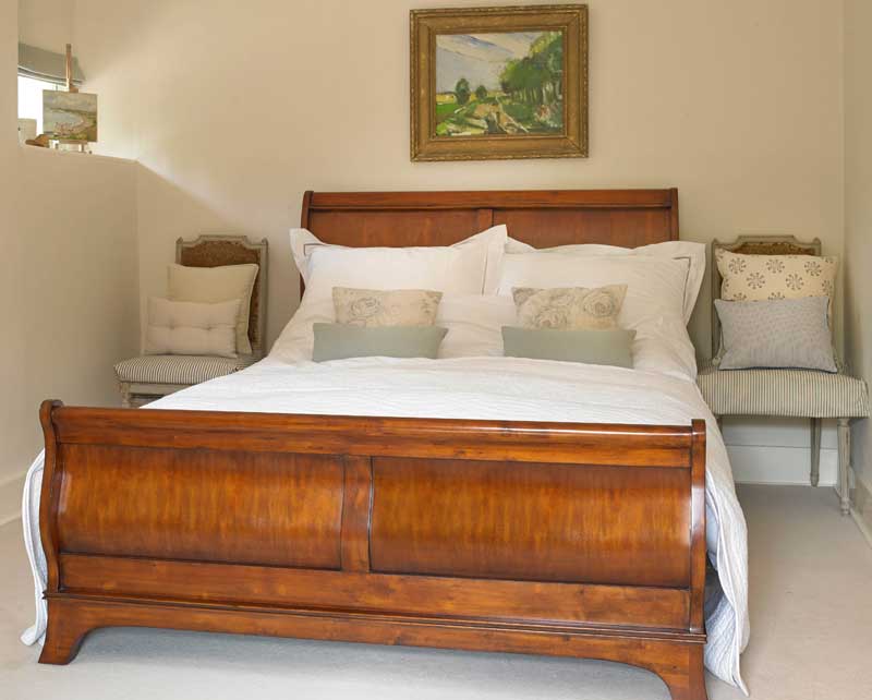 Landhaus-Charme Schlafzimmer Bett Mahagoni