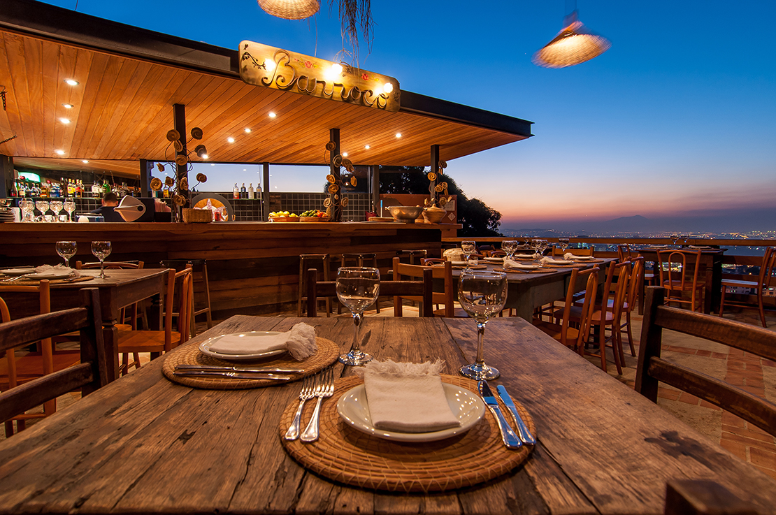 westwing-santa-teresa-restaurant-tisch