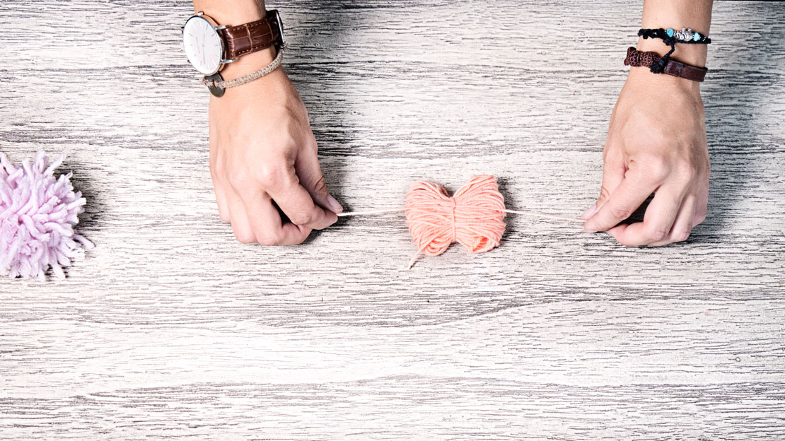 Westwing-DIY-Pompom-Korb-Wolle