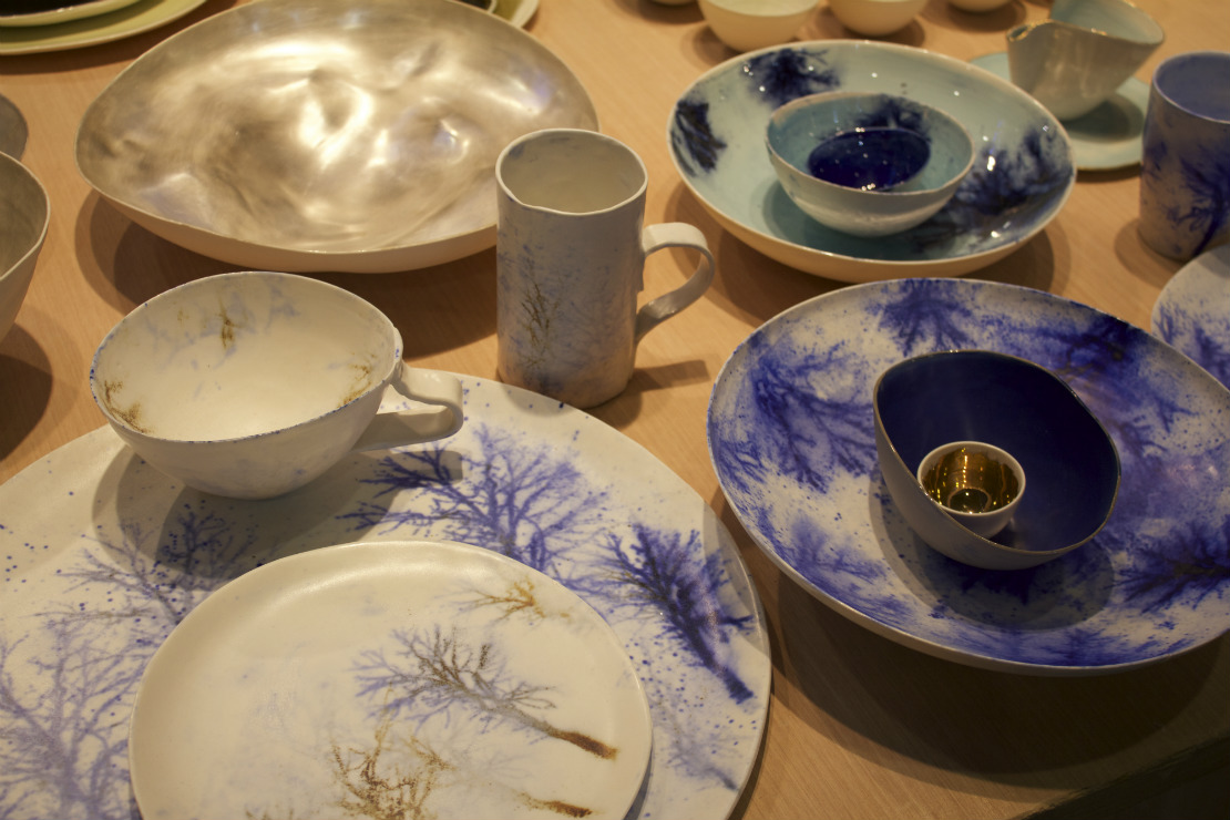 maison-objet-keramik-geschirr-blau-weiss
