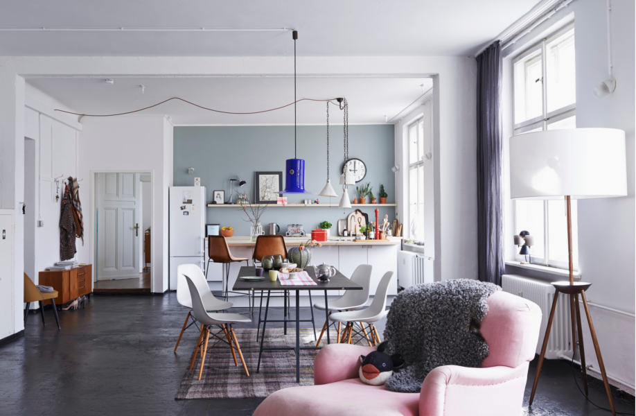 westwing-retro-rosa-sessel
