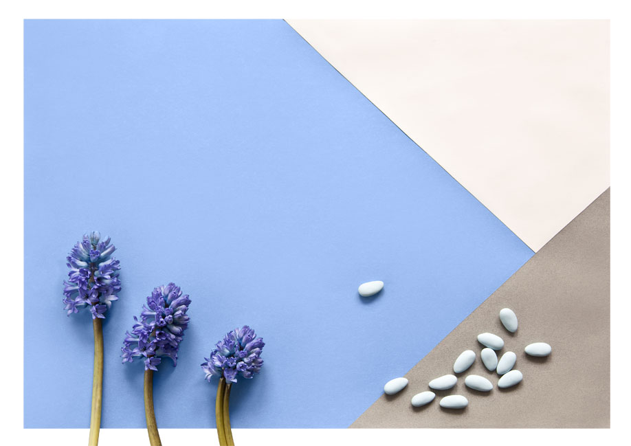 westwing-pantone-blau-blumen