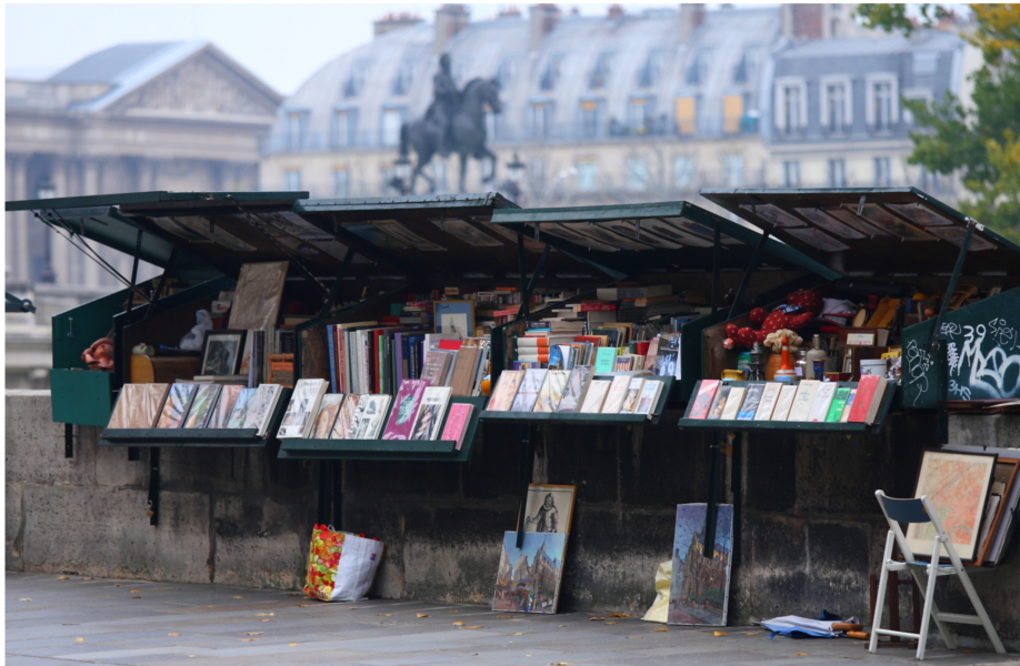 westwing-paris-geheimtipps-bücherstand