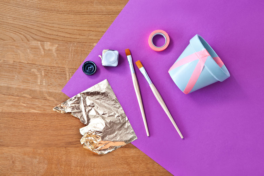 Westwing-diy-uebertoepfe-blattgold-washi-tape
