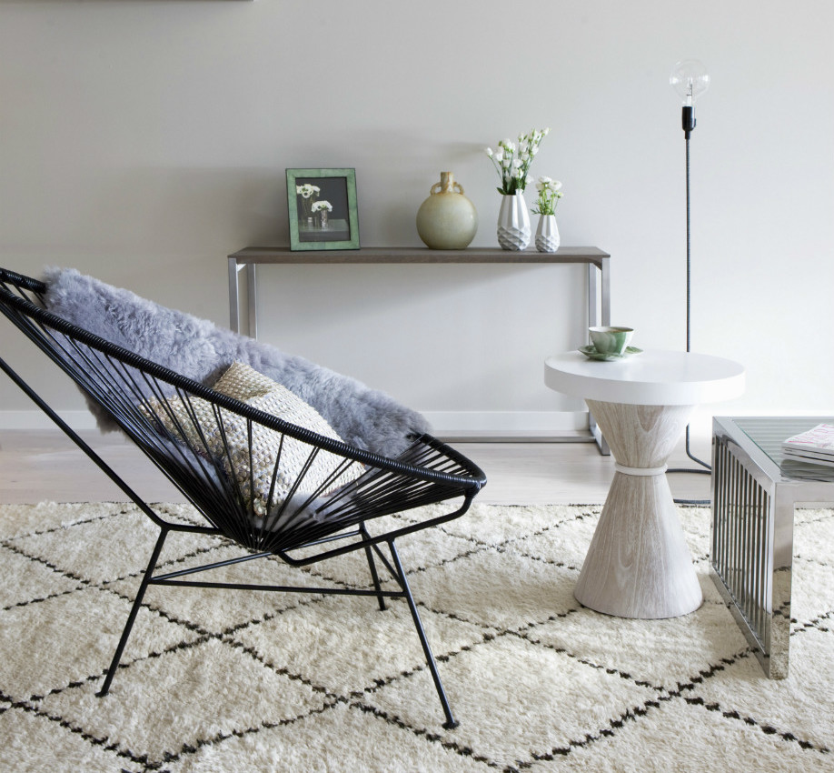 westwing-sommer-must-haves-hocker-schwarz