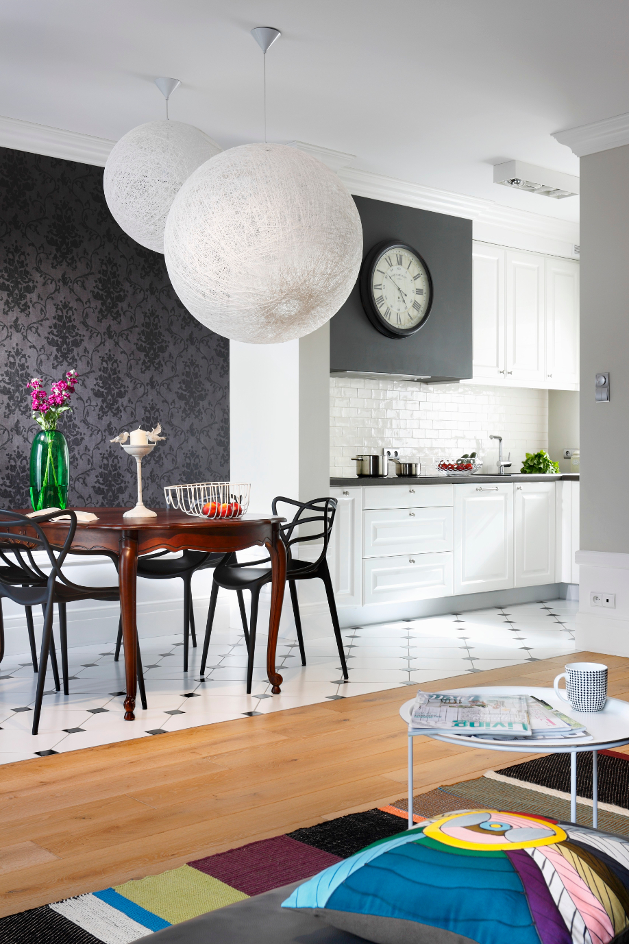 westwing-phantasie-zuhause-essbereich-lampe-weiss