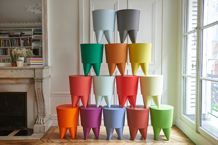 Westwing-philippe-starck-turm-aus-hockern