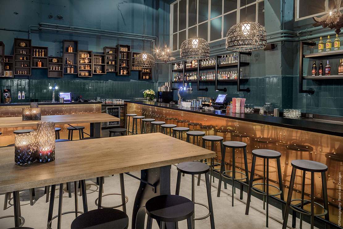 mama-kelly-bar