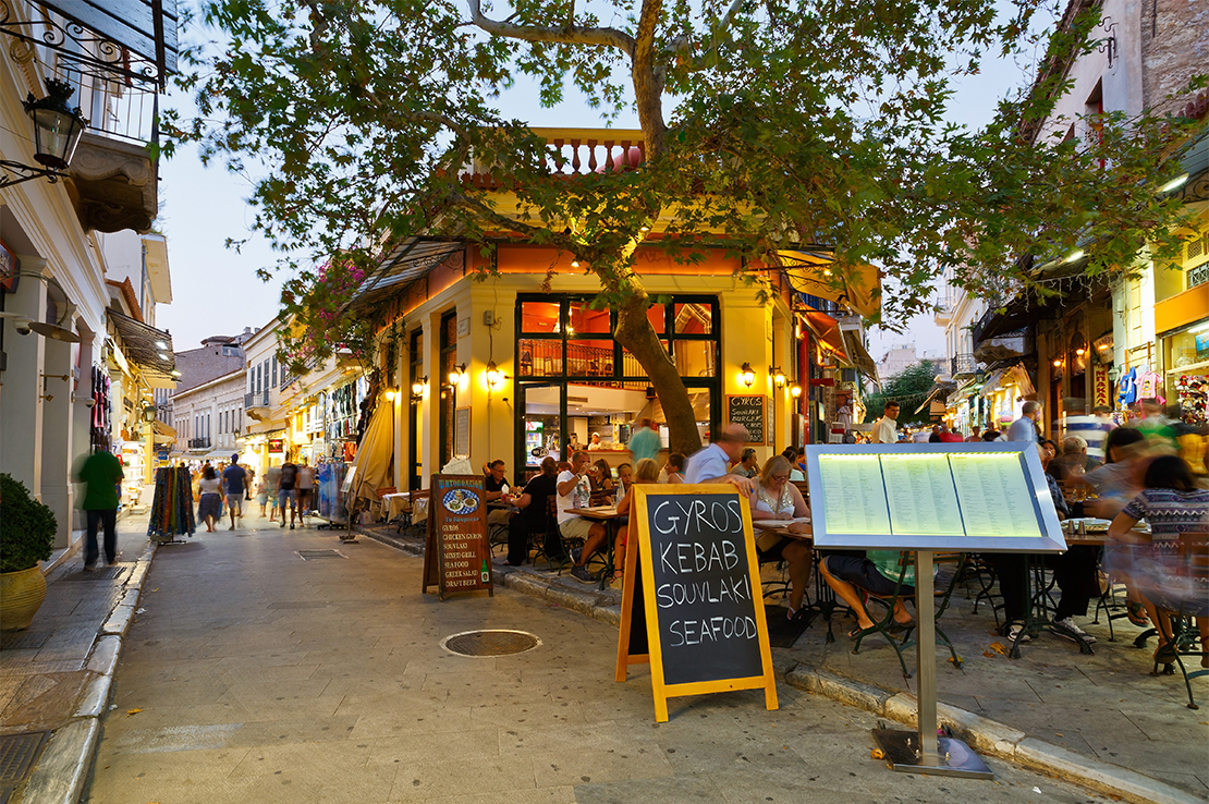 griechenland-nachtleben-mit-restaurants