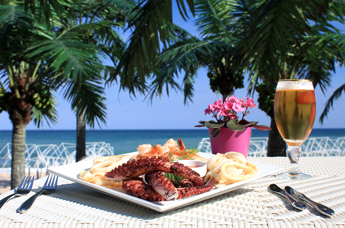 griechenland-essen-am-strand